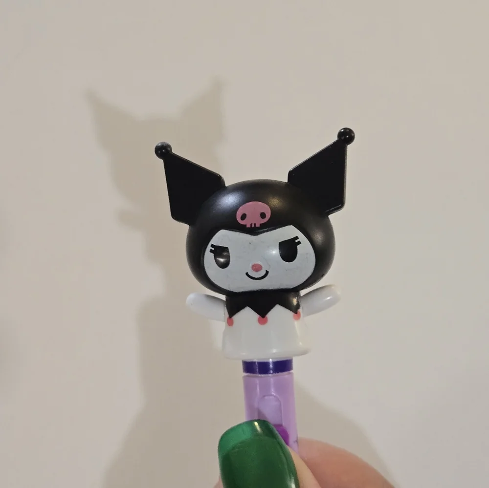 Cute Waving Kuromi Pen and Notepad Set